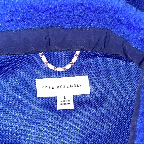 Free Assembly Sherpa Shacket - Picture 6 of 9